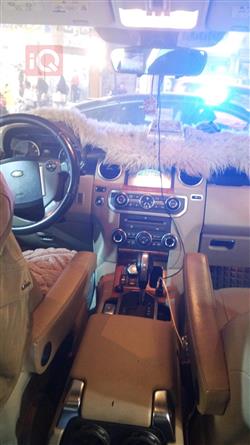 لاند روفر LR4